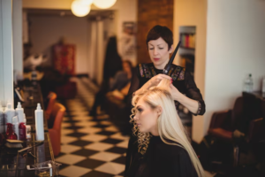 How to Choose a Hair Salon That Matches Your Hair Goals and Lifestyle